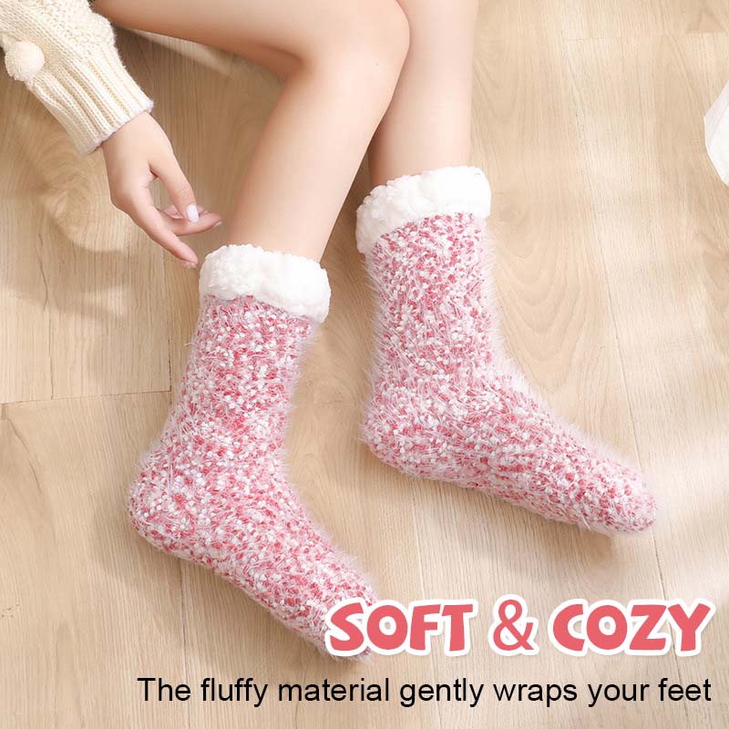 Fluffy koselige sokker - varme fra topp til tå! ✨